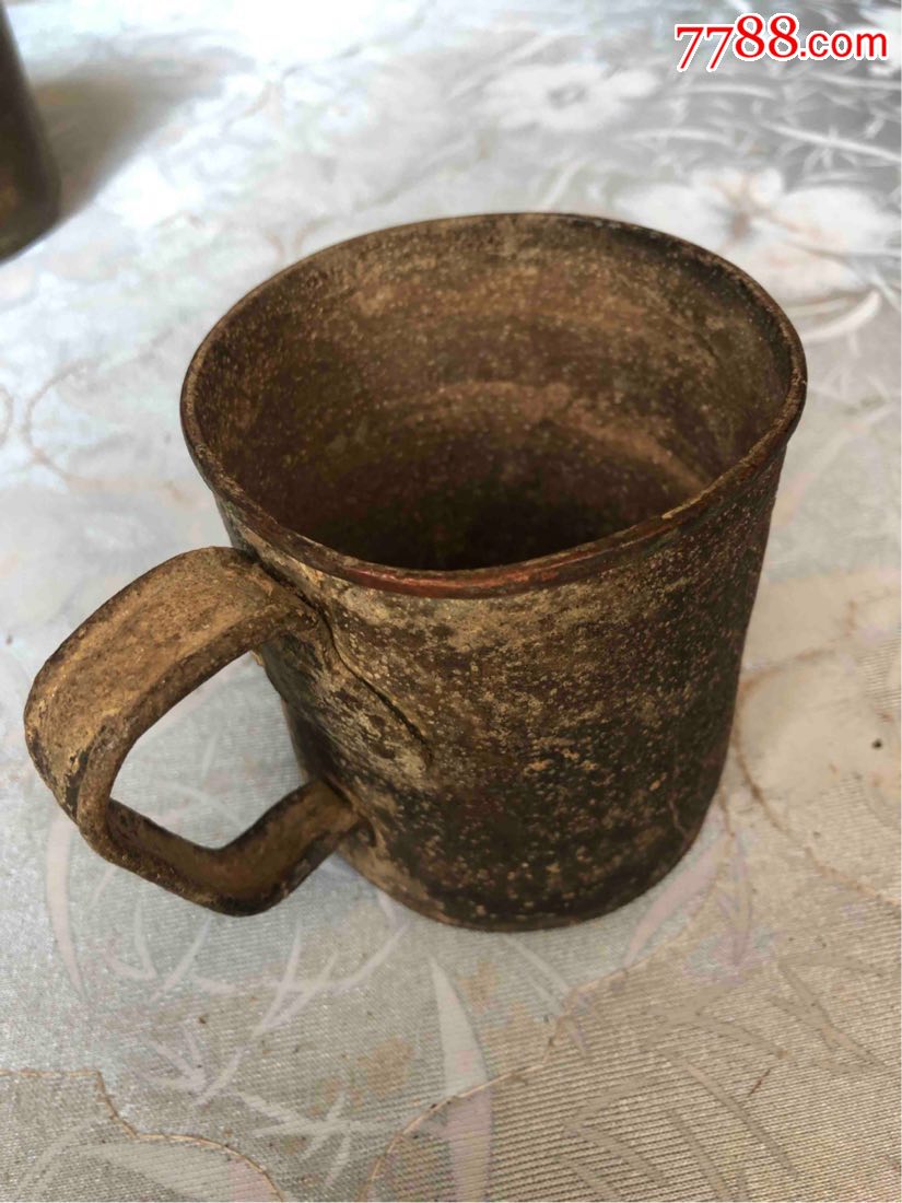 抗战时期国军铜制水杯2