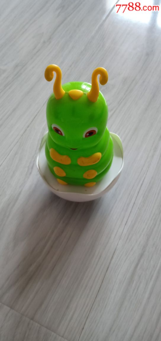 不倒翁为什么不倒