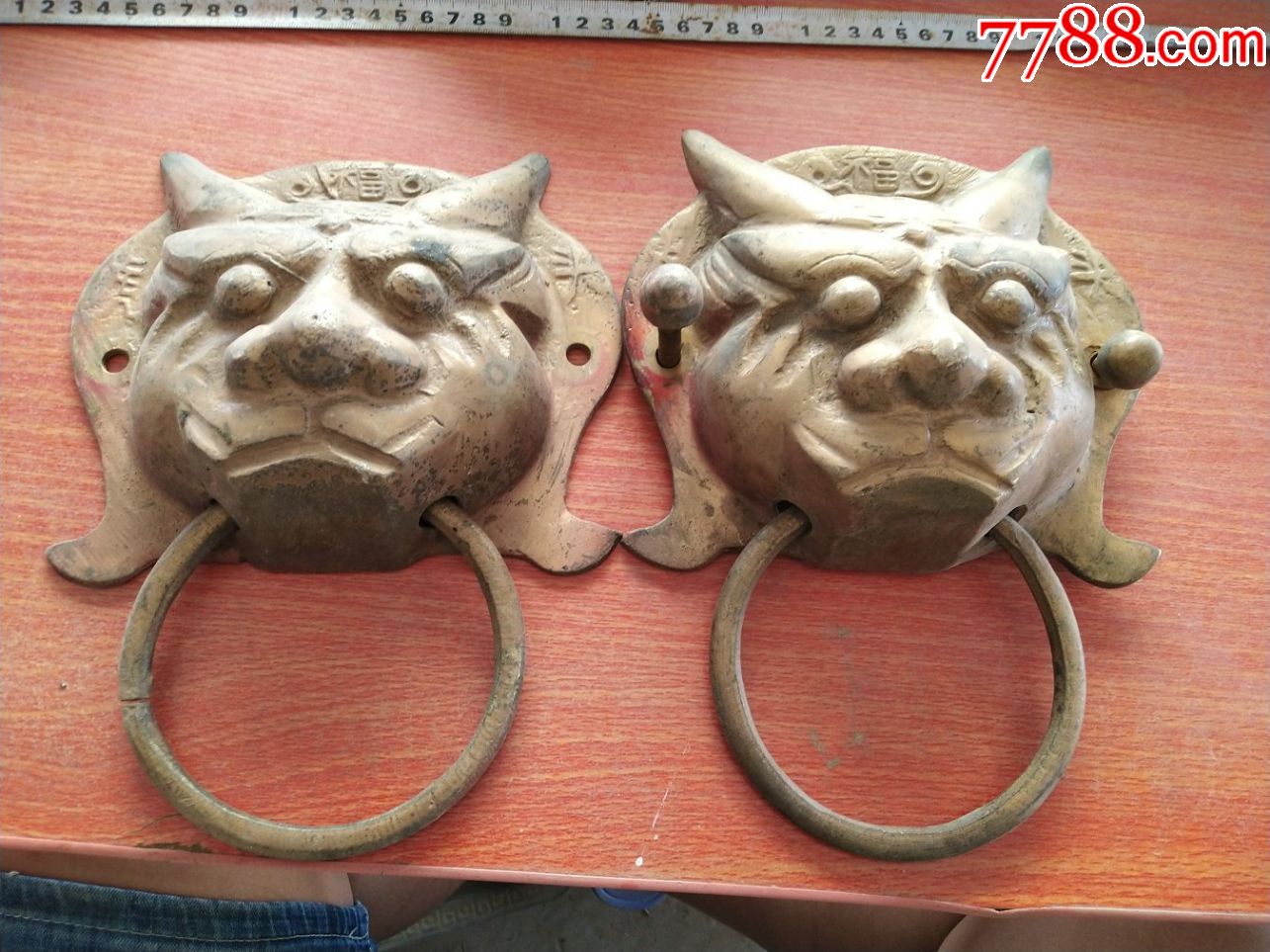 老铜虎头门环一对