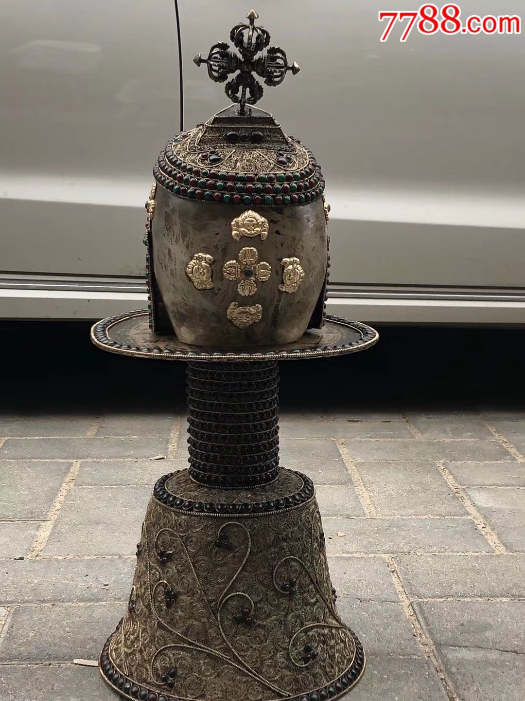 藏密实修法器卍尸陀林法器天然水晶一体雕刻尸陀林藏银敲打佛台镶嵌