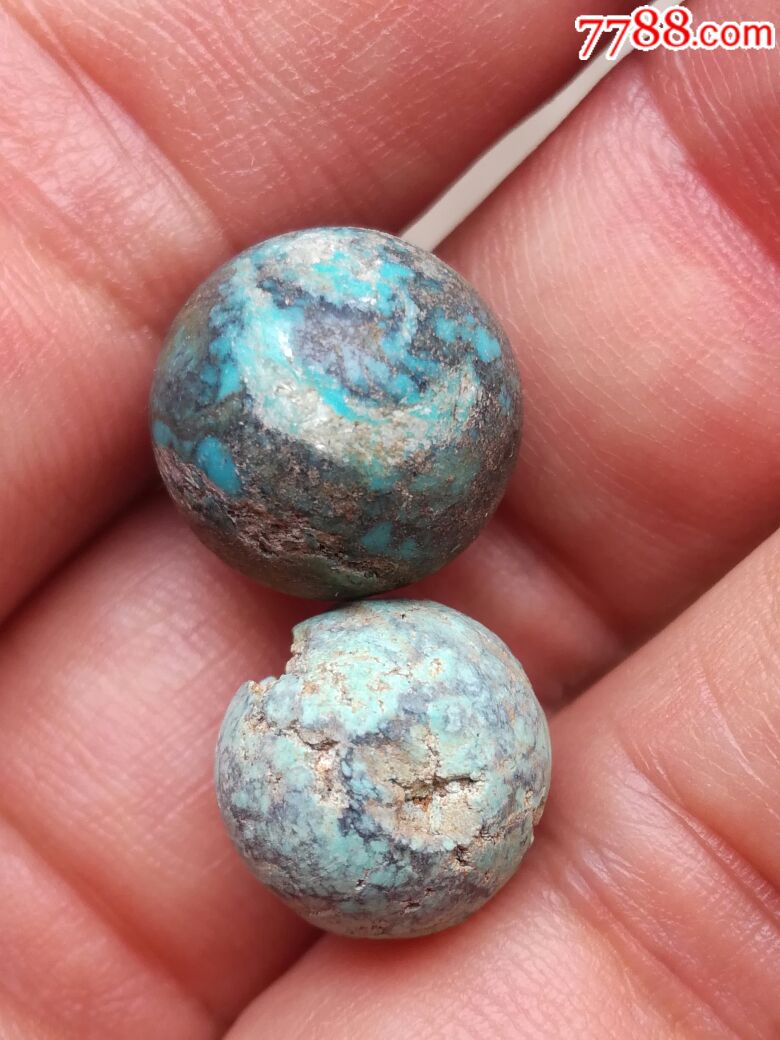 高古绿松石珠子