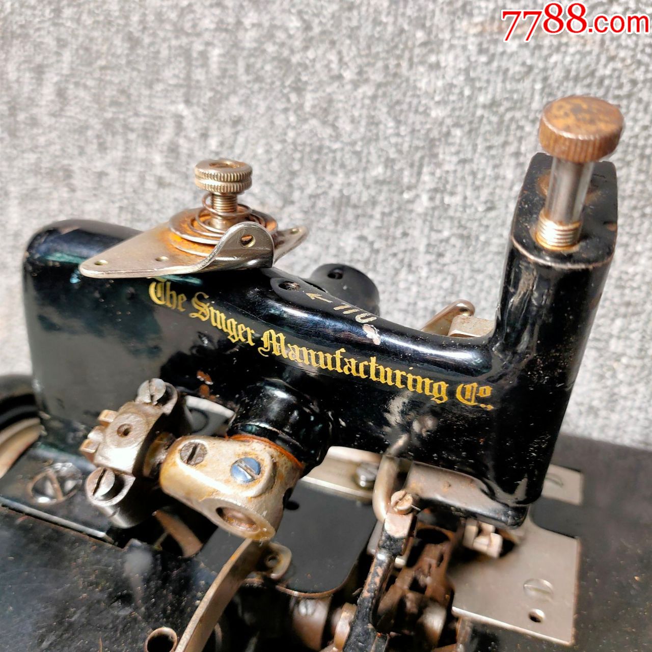 1910年左右西洋古董胜家singer81k3型古董锁边机缝纫机可以转动