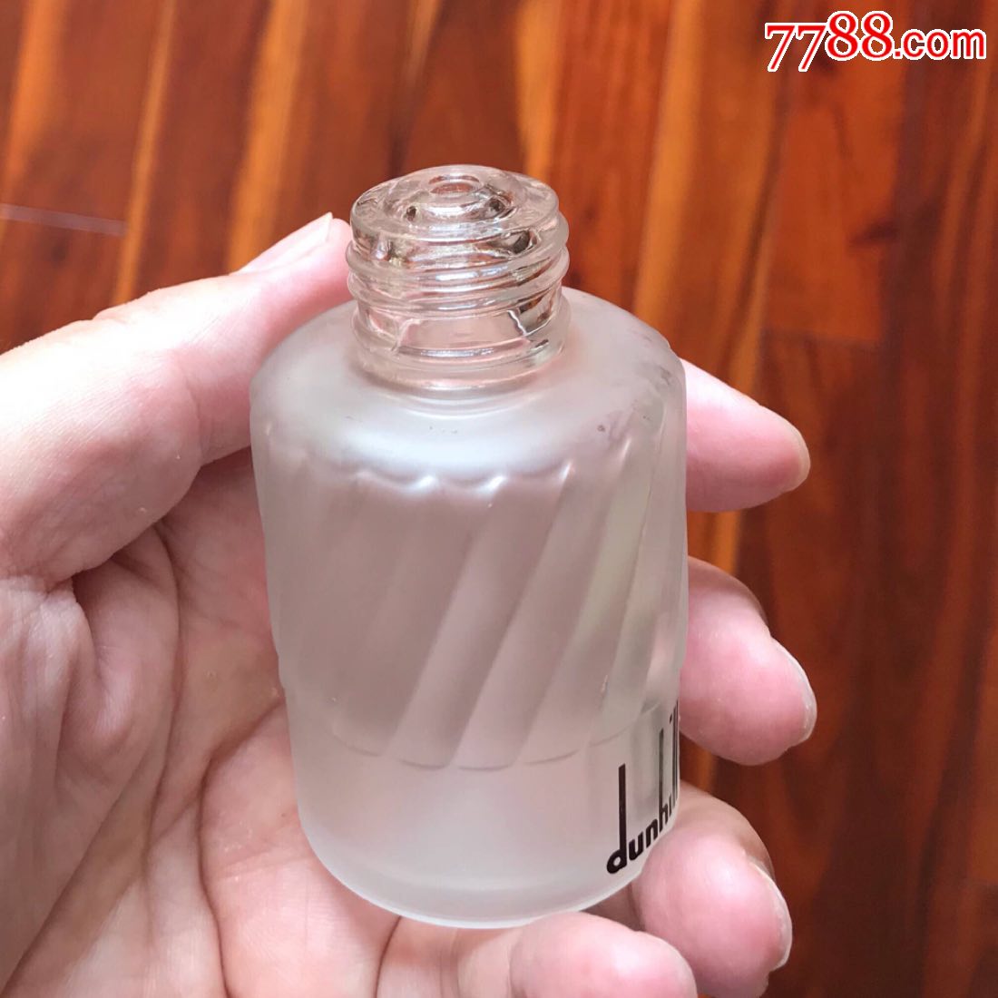 旧登喜路香水瓶