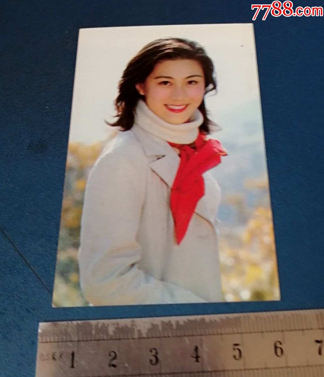 84年月历电影演员刘冬10月的