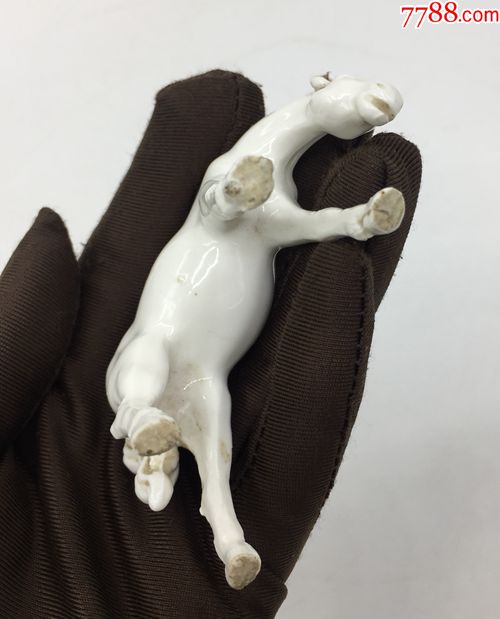 小瓷马完美品相几乎无毛病小年份