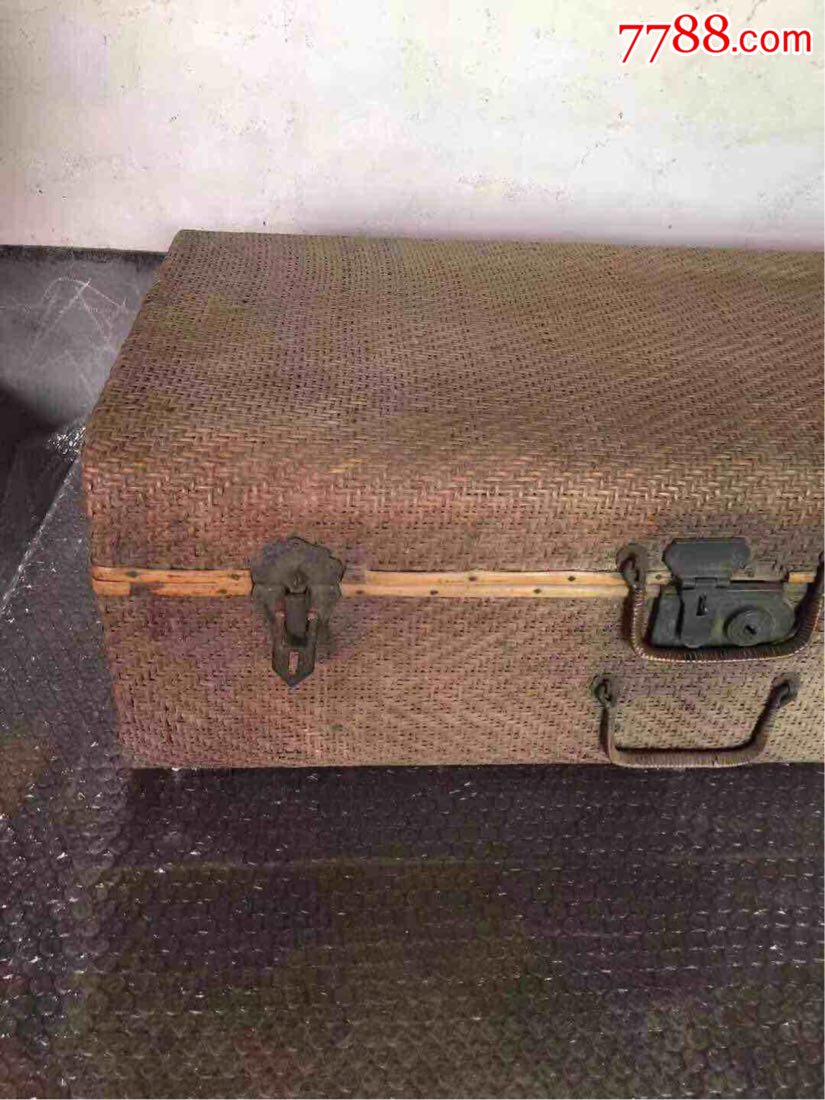 民国老藤编行李箱老衣箱书箱