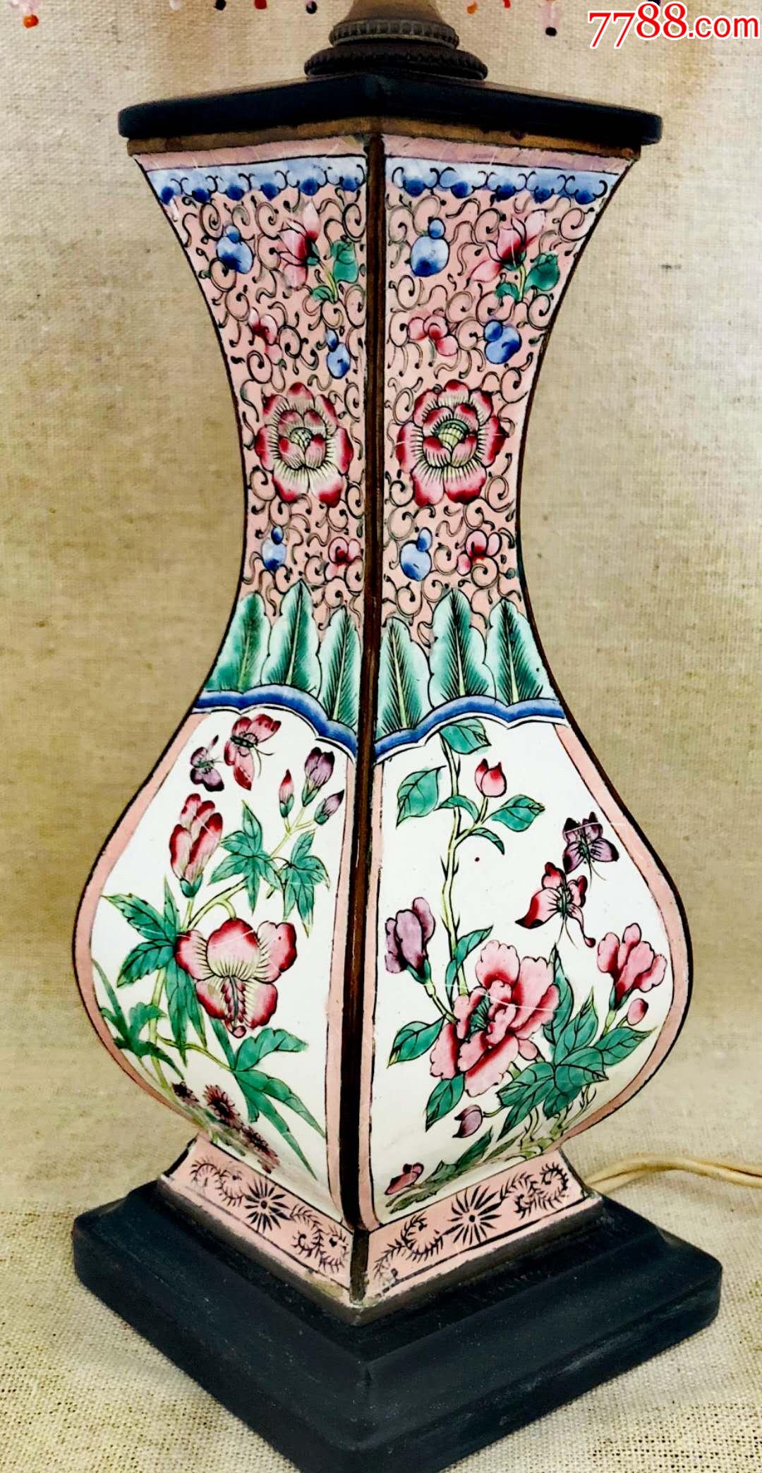 清代乾隆年间铜胎画珐琅四季花卉菱形赏瓶_景泰蓝/珐琅【有容堂】_第2