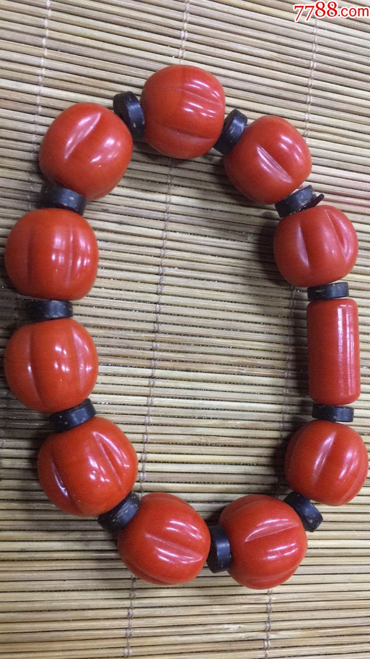 红色琉璃珠手串