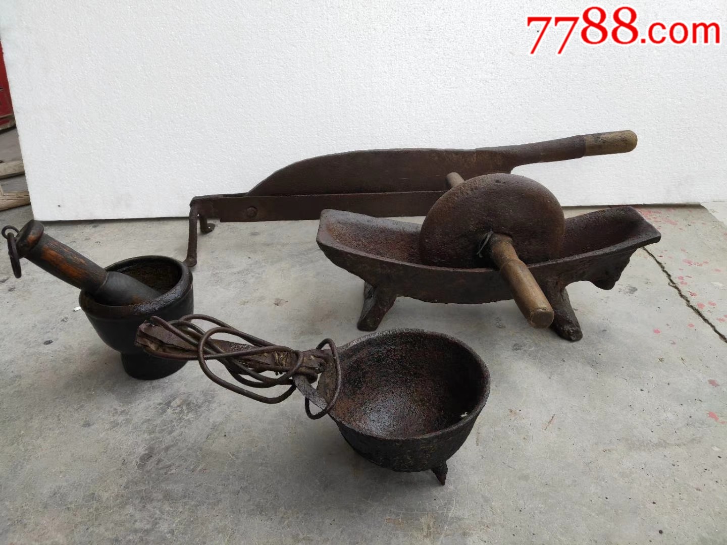 清代铸铁老中医用的工具四件套,样式精美,完整漂亮