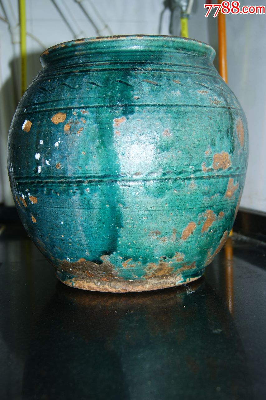 绿釉大陶罐