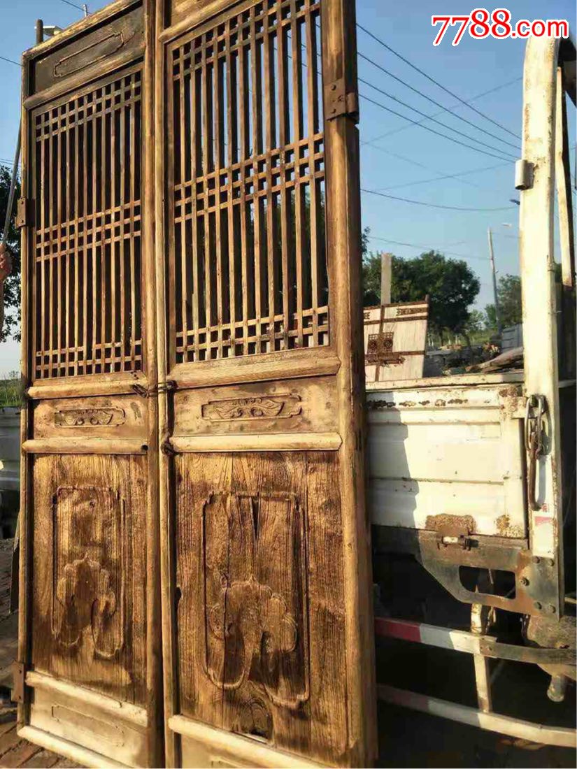 明末清初的楠木门一对,可以使用.