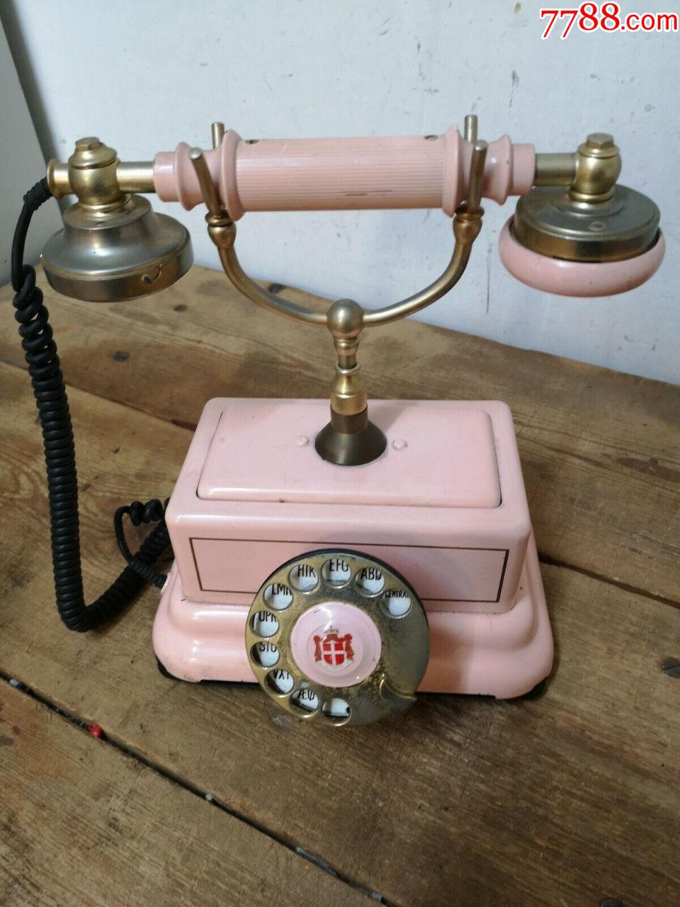 丹麦古董拨号电话机