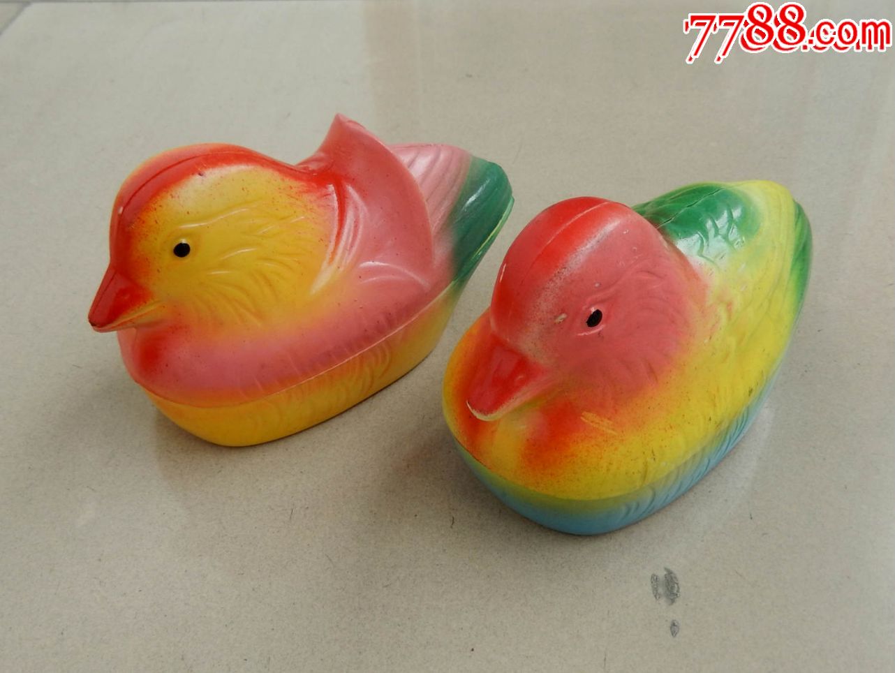 怀旧物品文革鸳鸯香皂盒一对