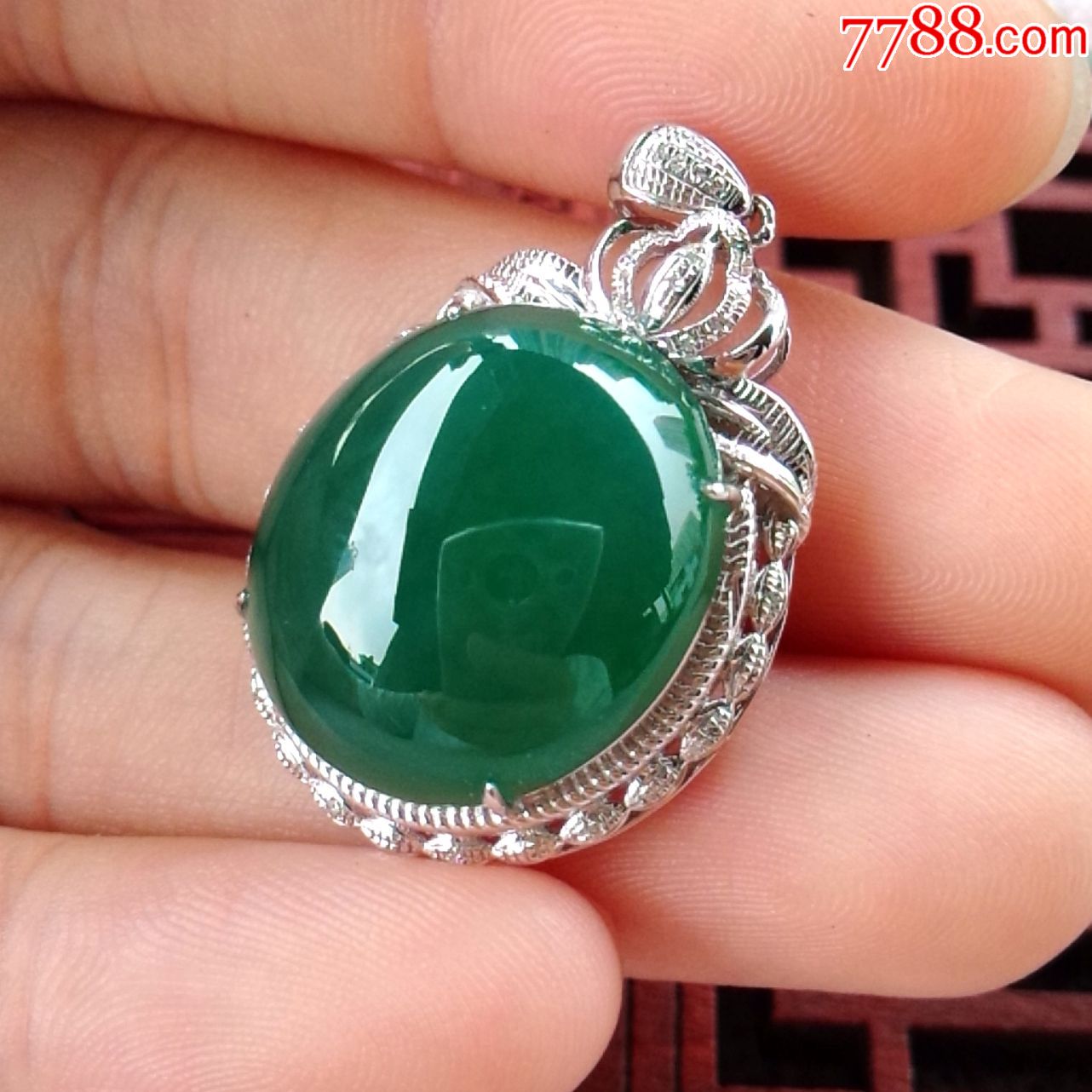 天然翡翠a货冰种蓝水蛋面18k金伴钻水润起光吊坠精雕玉挂件