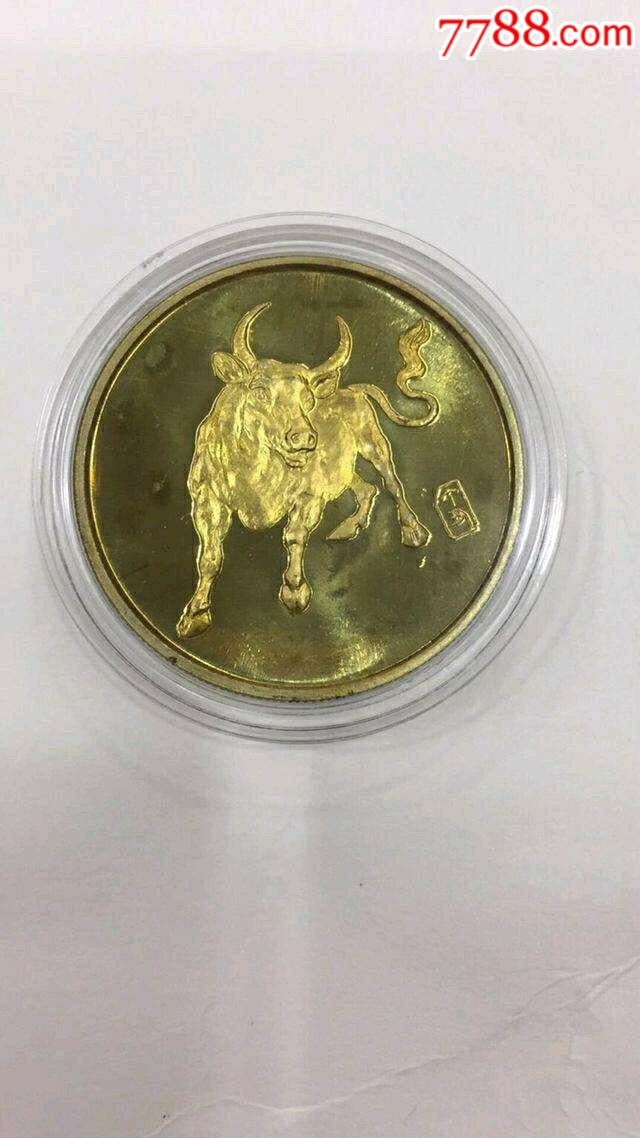 滚动鼠标滚轴,图片即可轻松放大,缩小更多"其他徽章