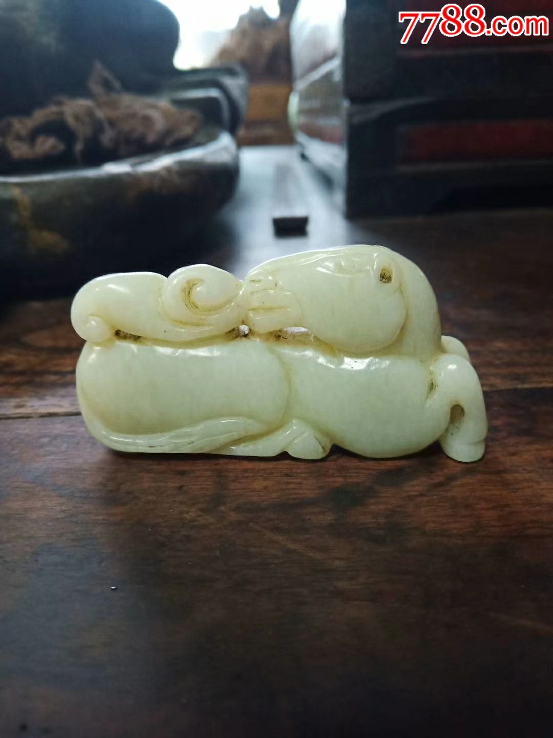 宋代出土和田玉马