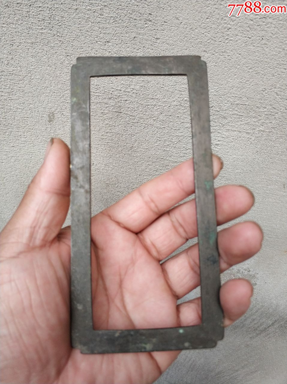 全品铜镇纸品相如图所示