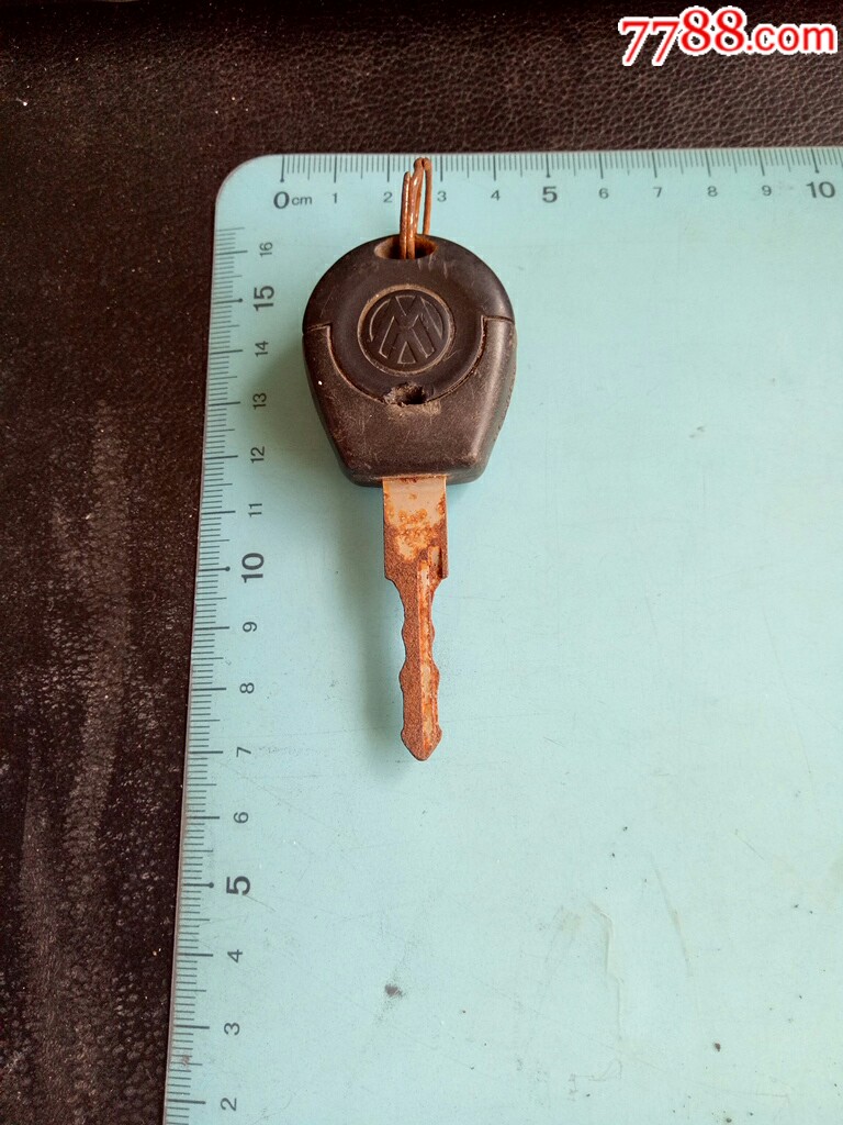 老式大众(桑塔纳)汽车钥匙,值得收藏!欢迎选购!