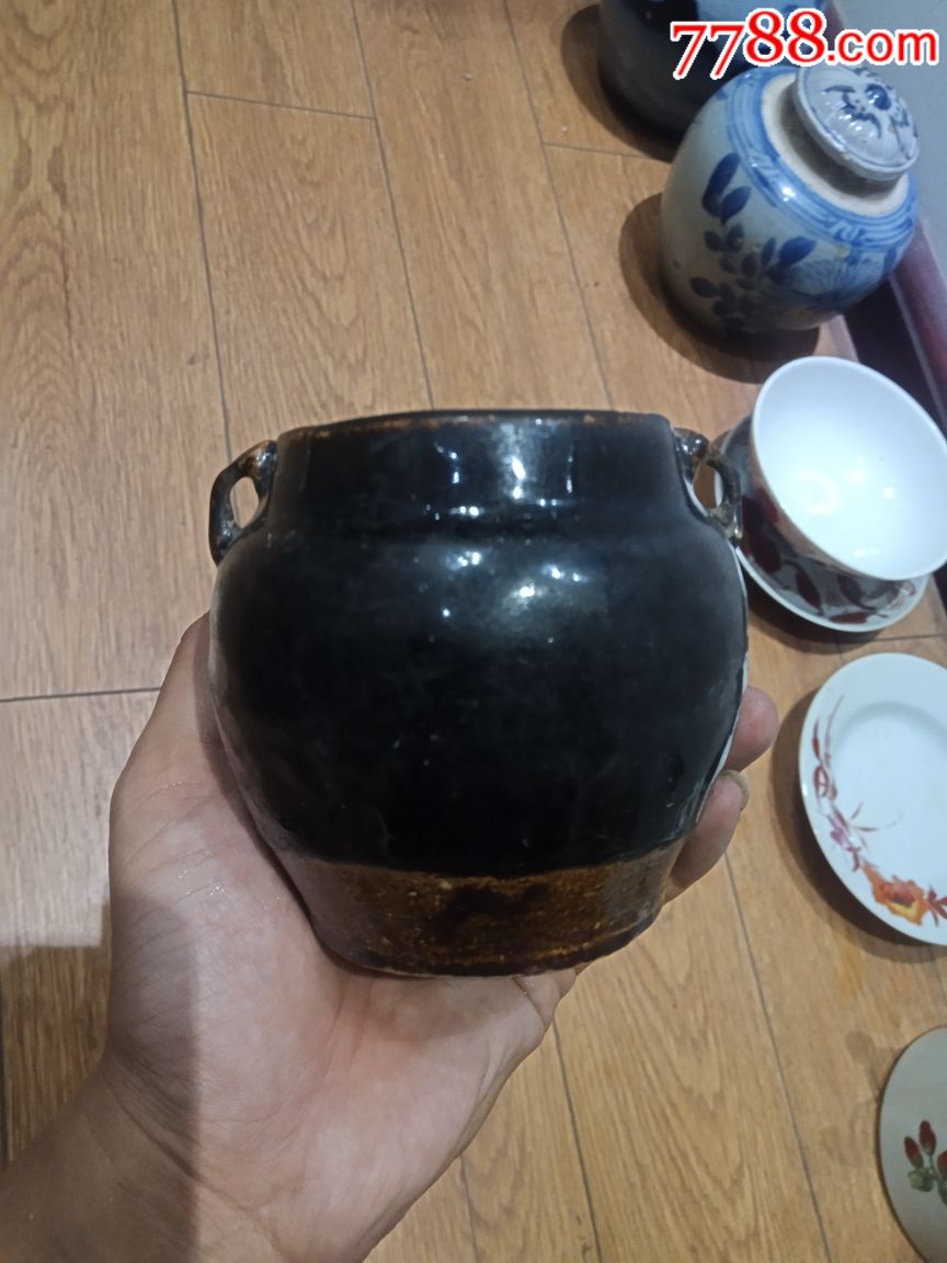 黑釉双耳罐