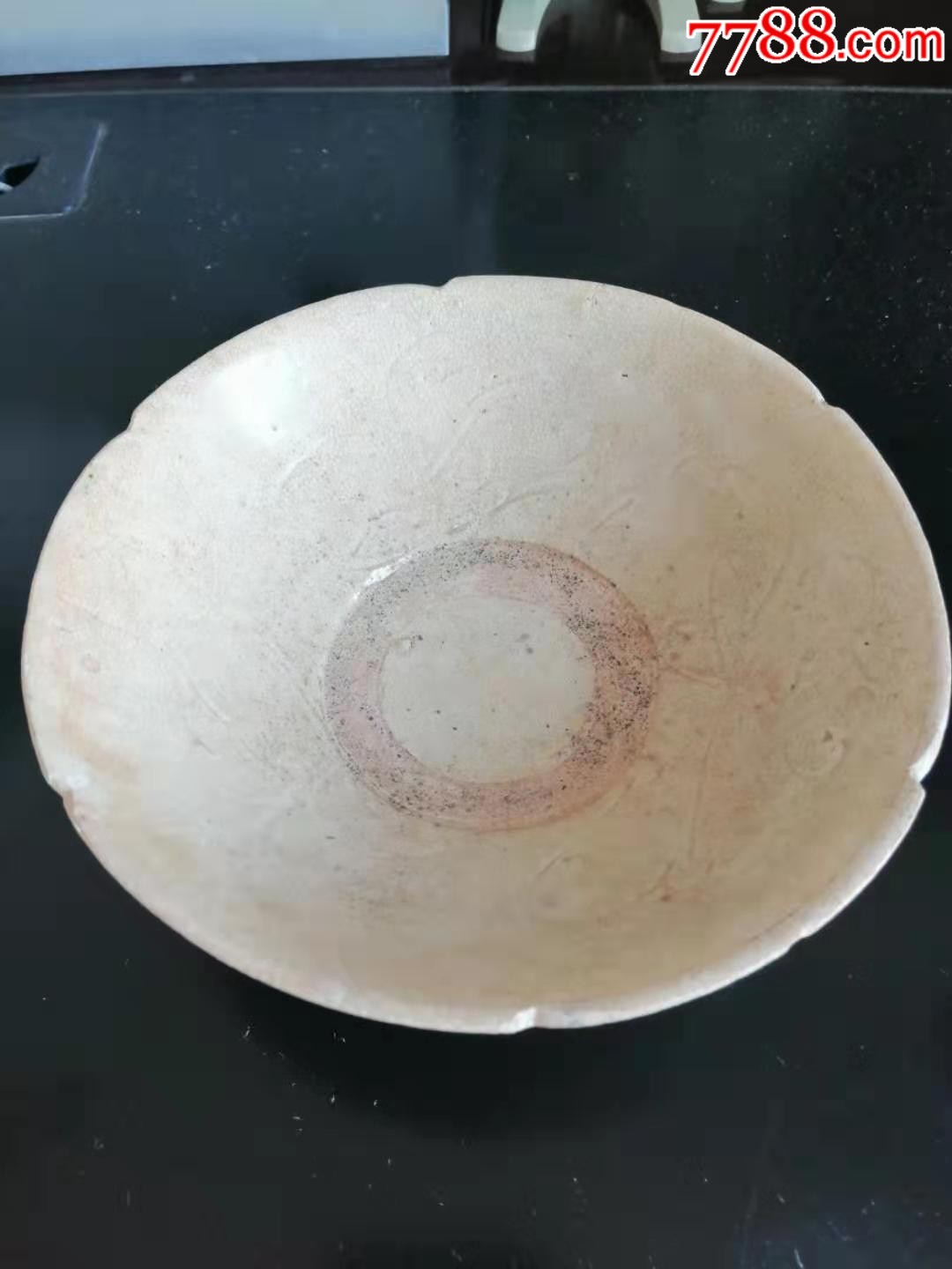 元代定窑白釉划花花卉花口大碗碗口宽168高45足宽63