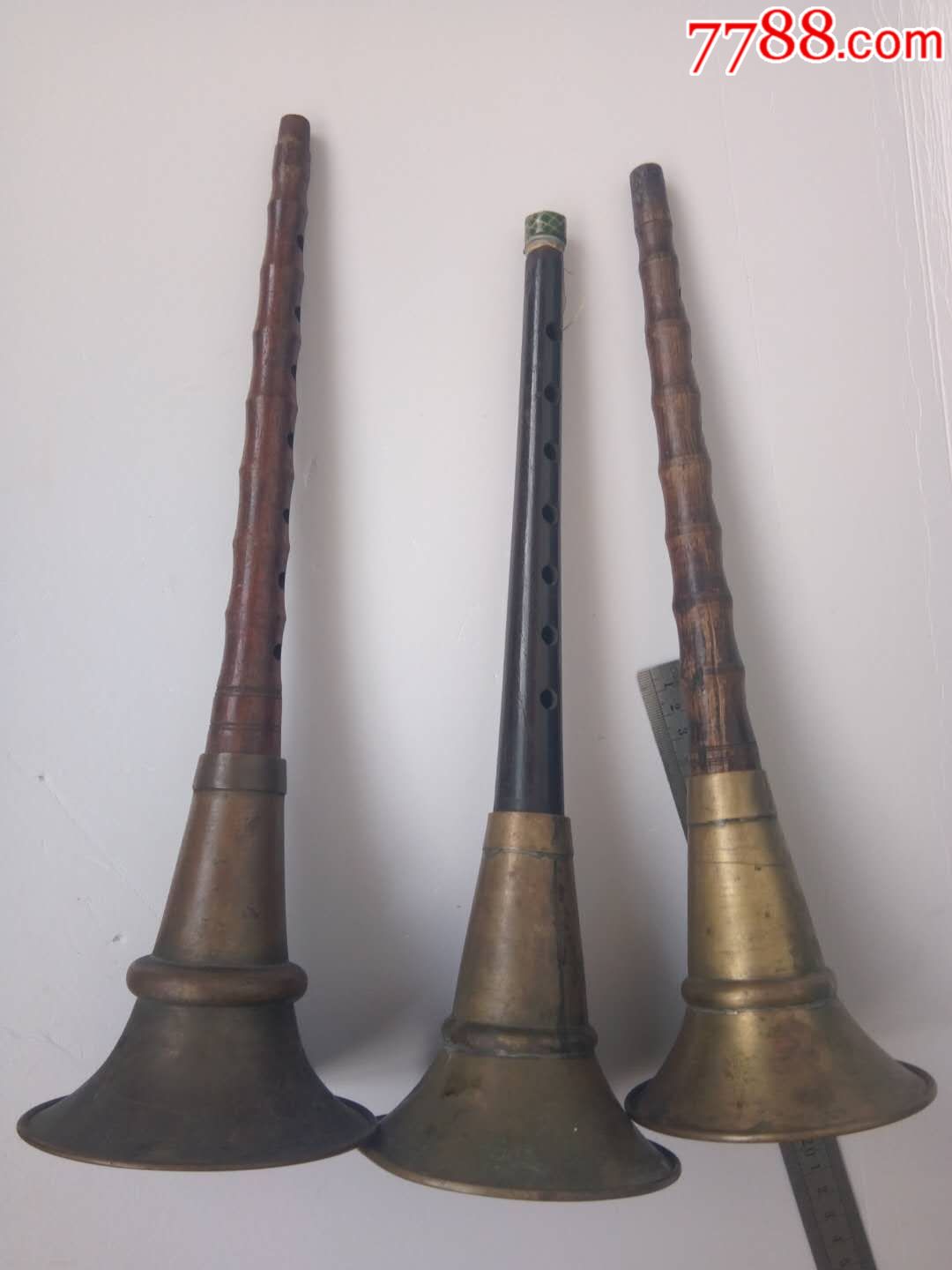 民国时期遗留老唢呐三个