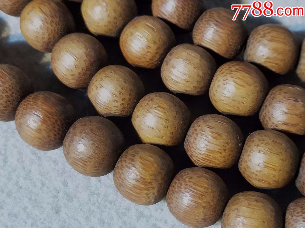 首页 零售 其他手串/佛珠 >> 清代竹根雕佛珠念珠一串【小小陈古玩】