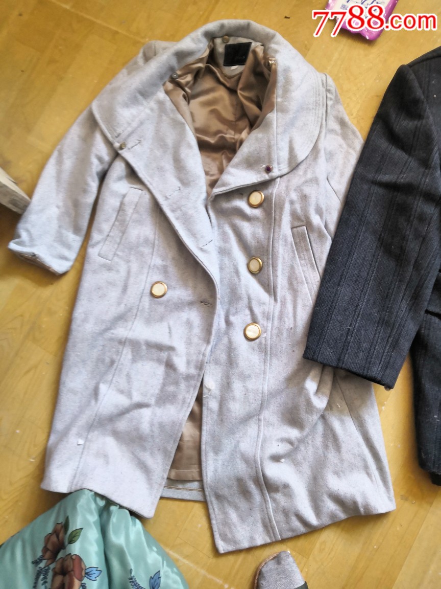 八十年代旧衣服旧棉袄呢子大衣2件