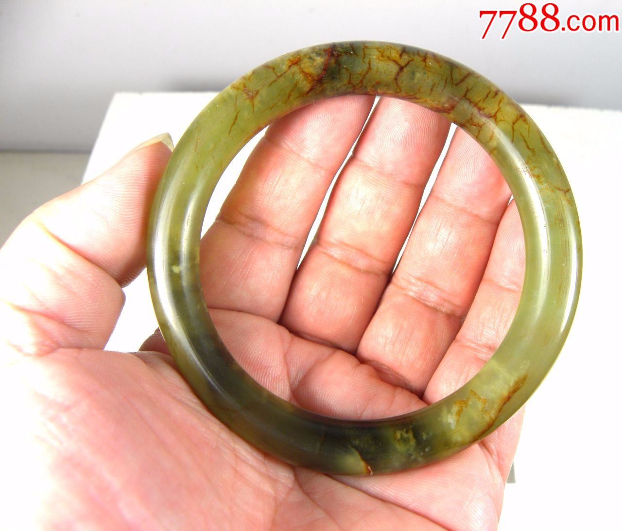 清代㊣出土的漂亮玉手镯稀少