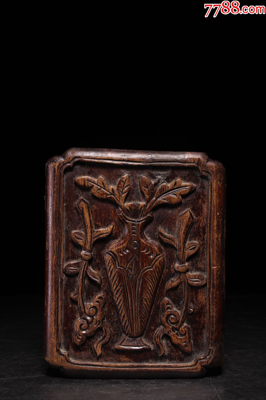 清银杏木雕板一块