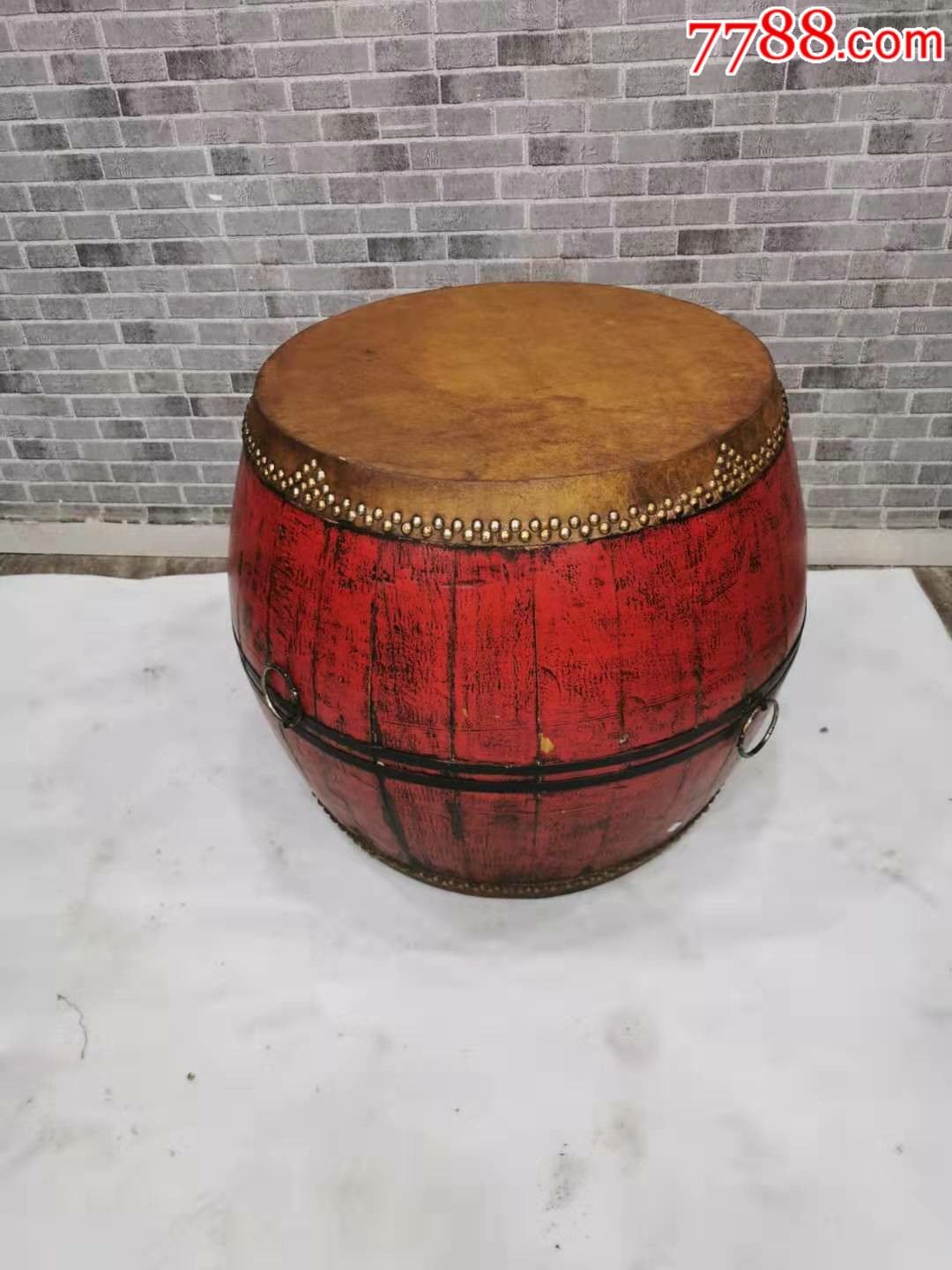 红漆大鼓