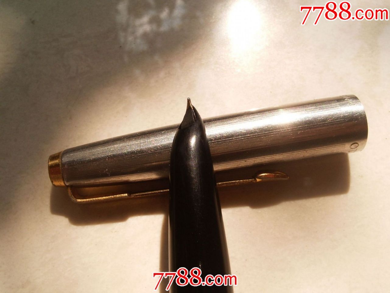 英雄110小包头12开金笔-钢笔-7788棋牌玩具