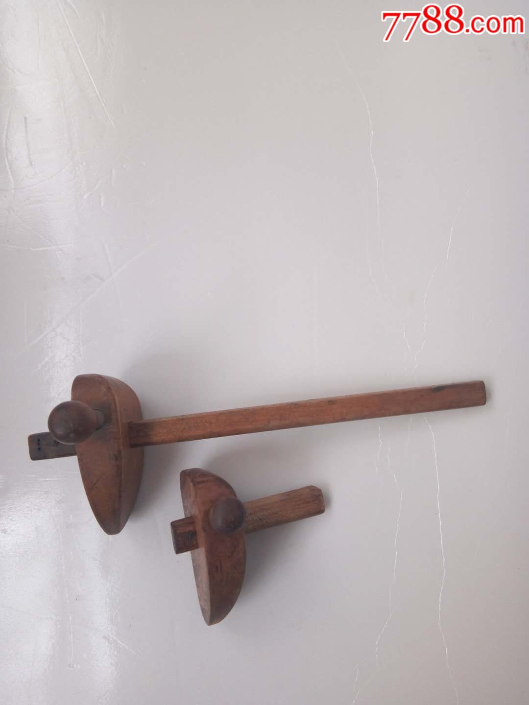 民国时期遗留老木工工具线勒子两把