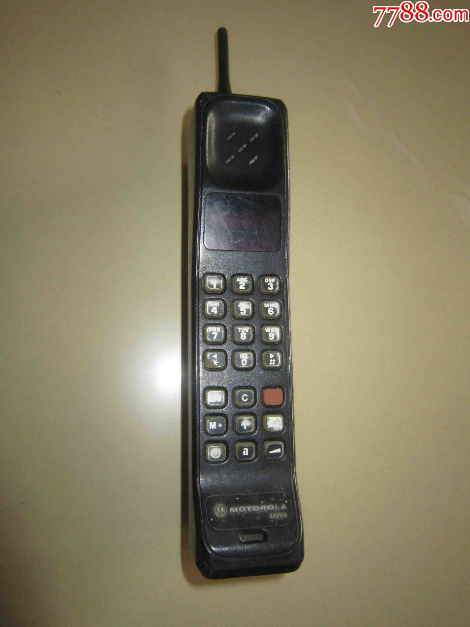 惠让上个世纪90年代彰显富豪身份地位象征的大哥大手机