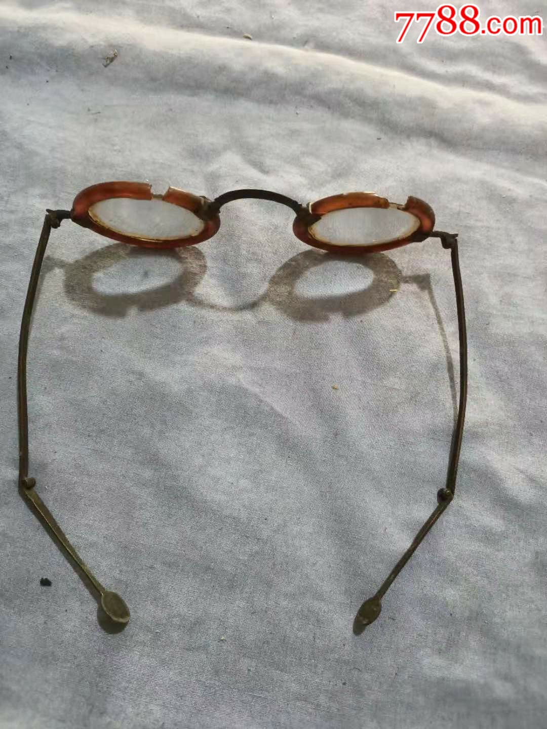 清代牛角框眼镜直径42cm
