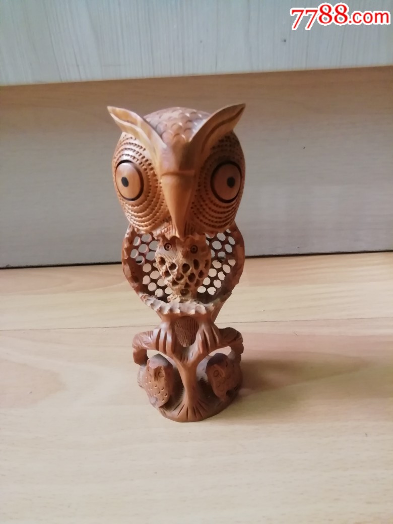 解放初期黄杨木多层雕刻猫头鹰造型摆件_木雕摆件【玉珍宝典】_第1张
