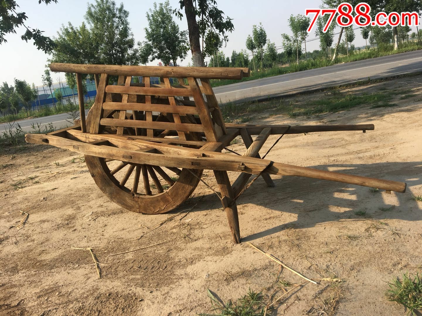 清代做生意用的工具木推車