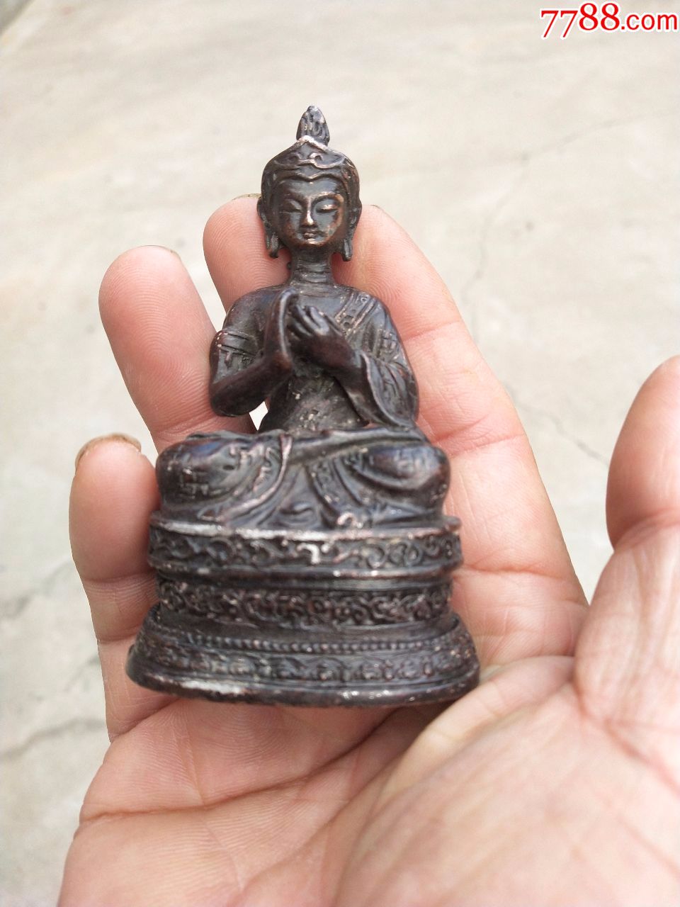 铜佛像一尊释迦摩尼佛10厘米4厘米3厘米