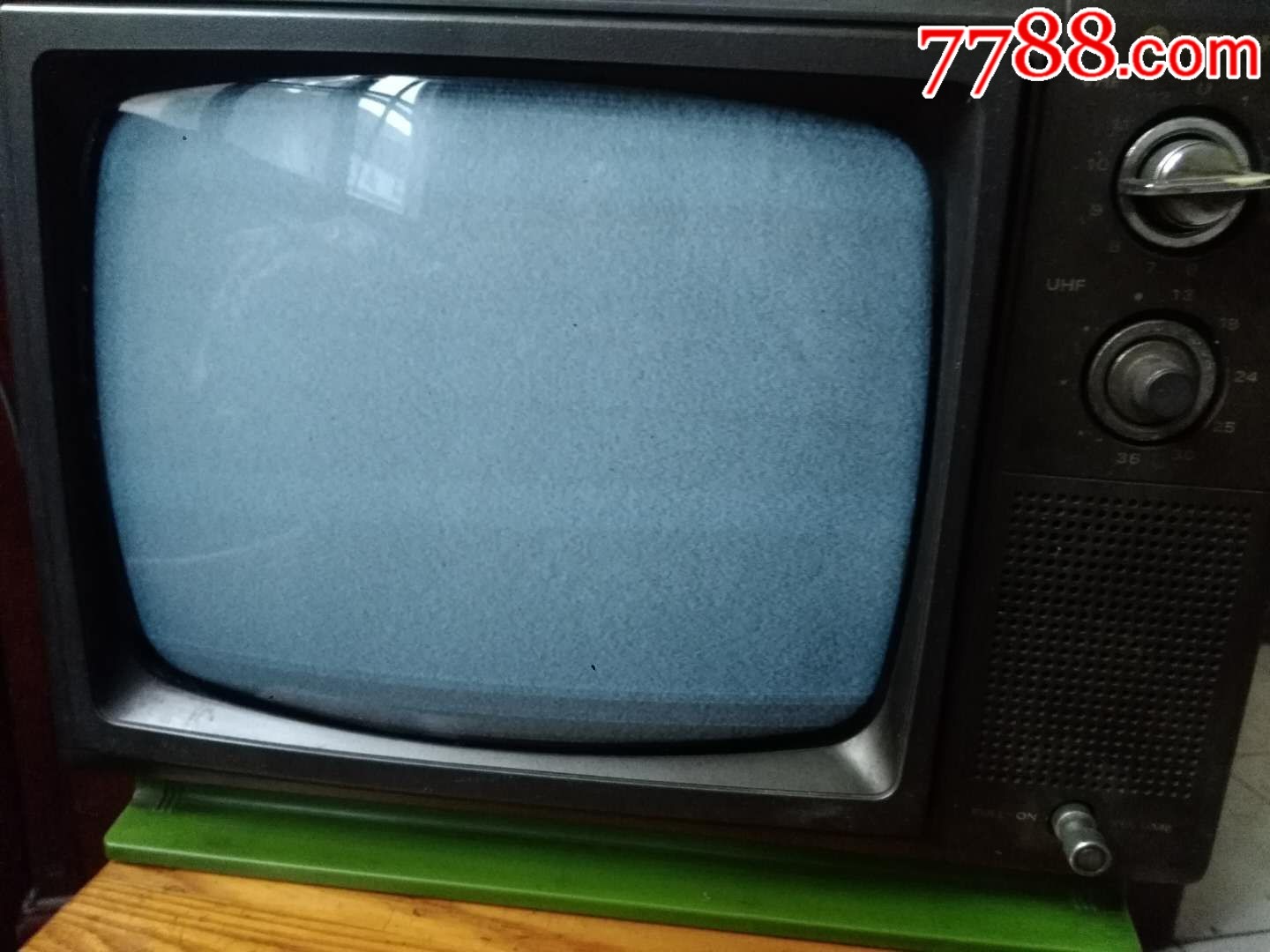 少见70～80年代日本进口日立牌老电视(保老保真)