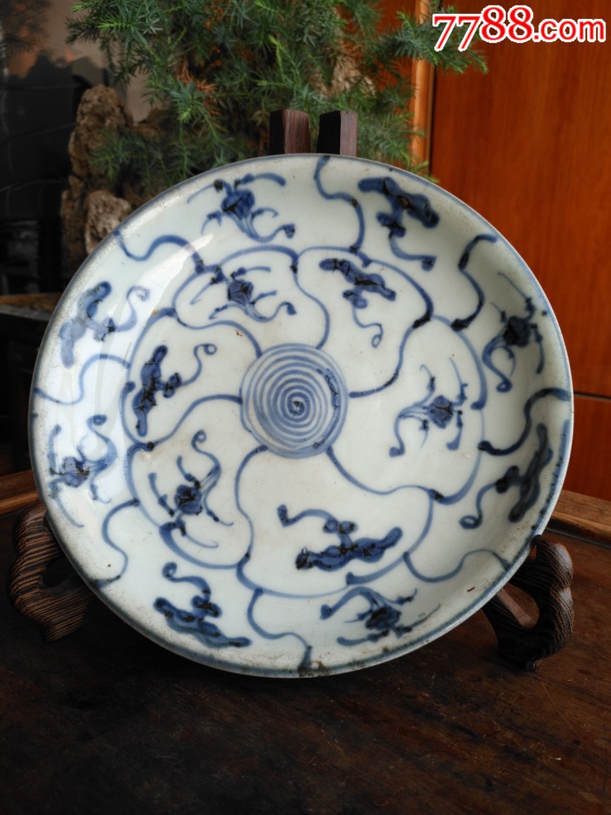 全品清青花灵芝花卉纹盘