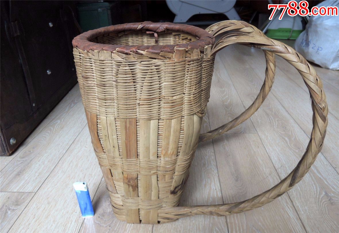 民俗收藏1910边疆农村早期手工编织竹编小号双肩背篓精美结实
