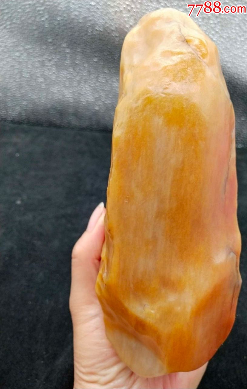 3273新疆黄沁戈壁玉彩玉原石摆件