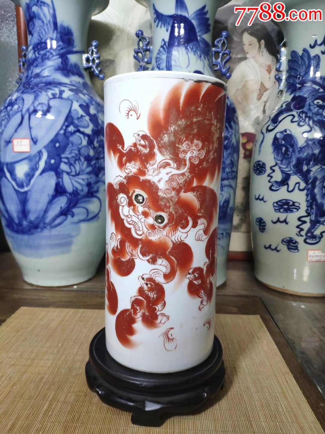 民国早期矾红太师少保狮子帽桶