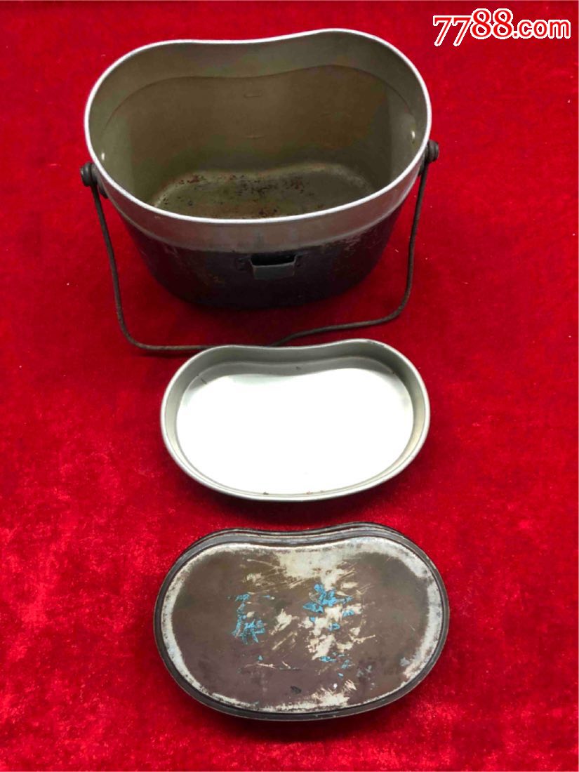 二战侵华日军陆*饭盒