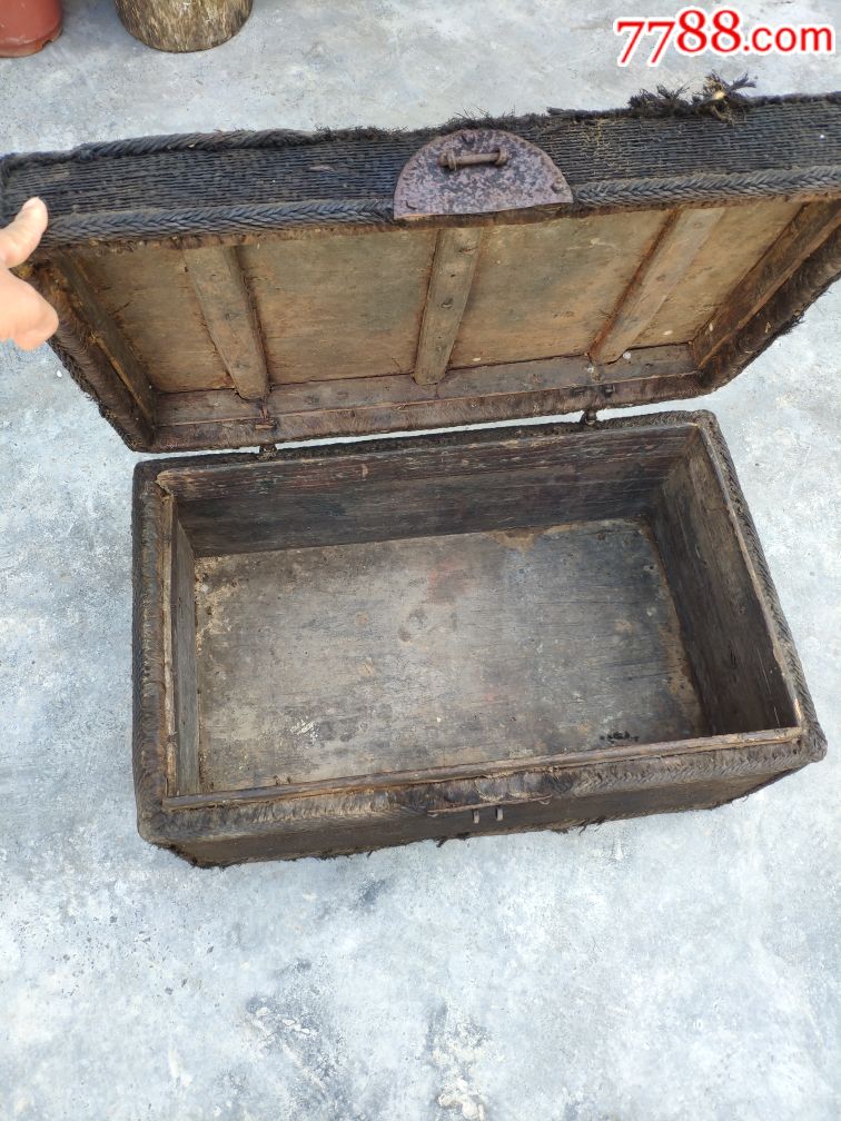 少见清代棕编箱子老木箱子