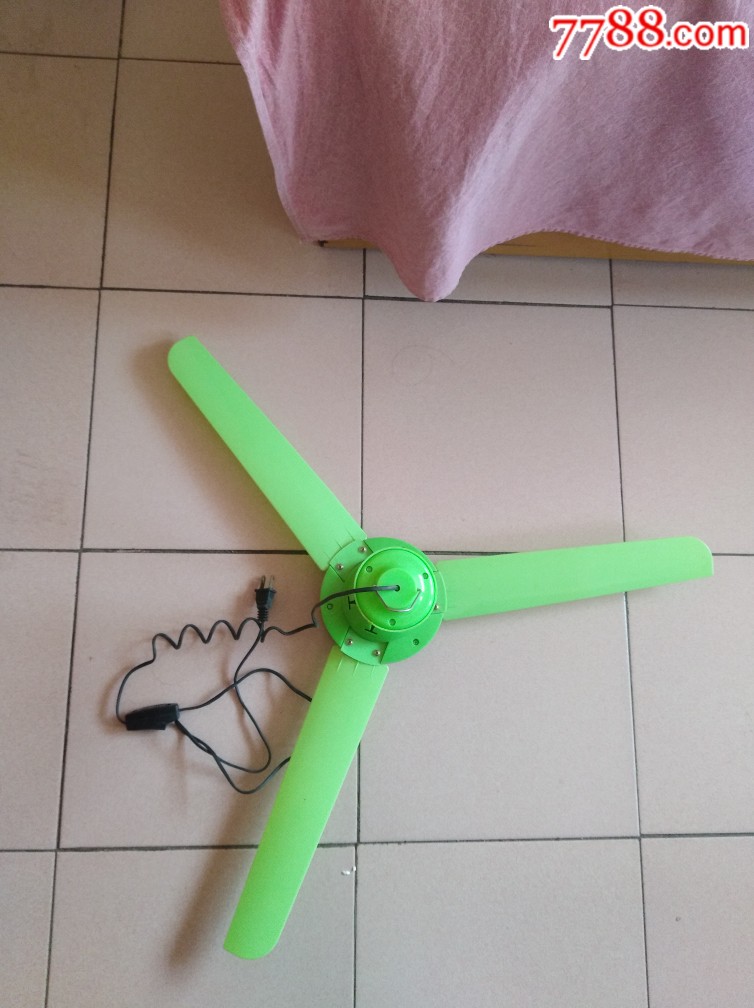 90年代塑料吊扇