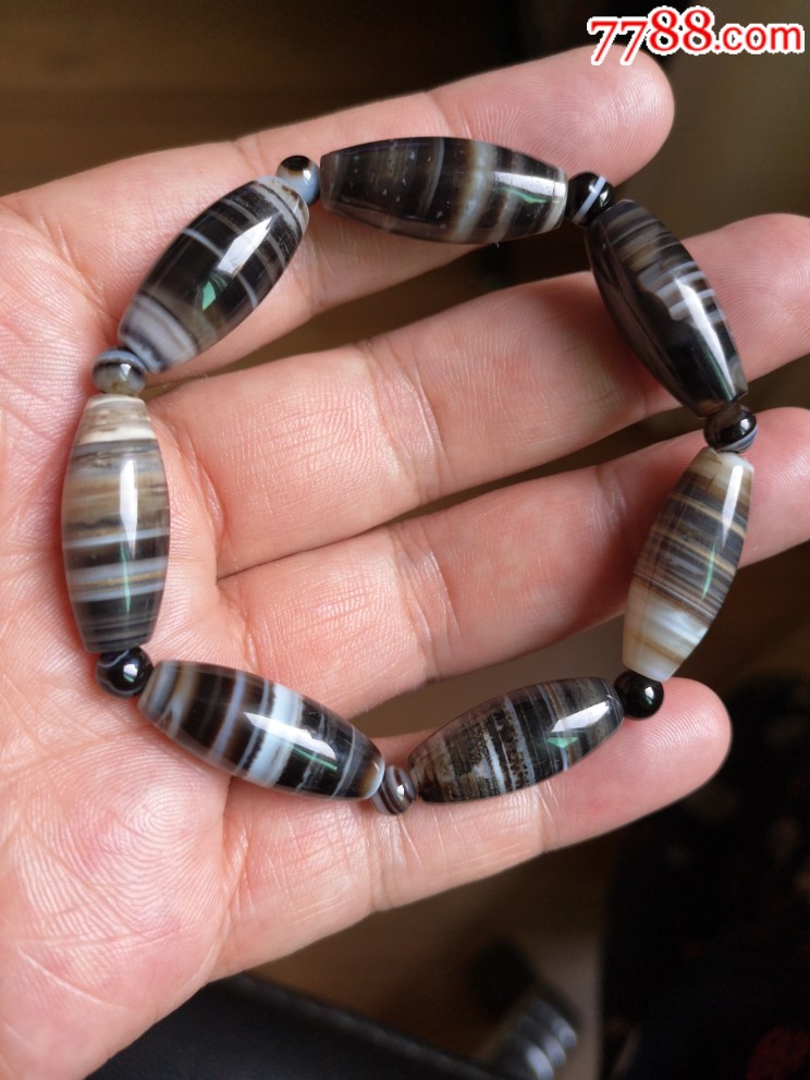 老缠丝玛瑙珠手链