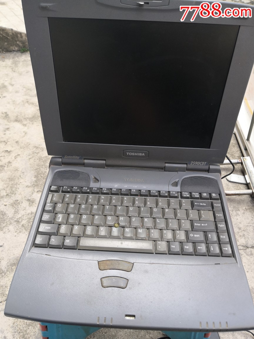 老款东芝笔记本电脑