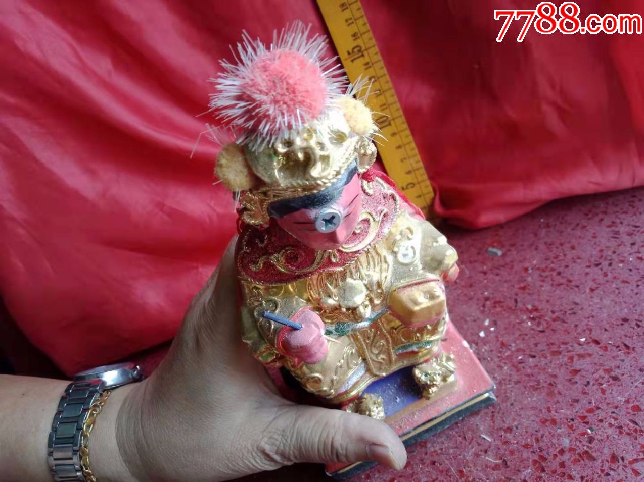 包邮一口价,脸上多一个钢钉,变成三只眼睛的女菩萨神像佛像保佑