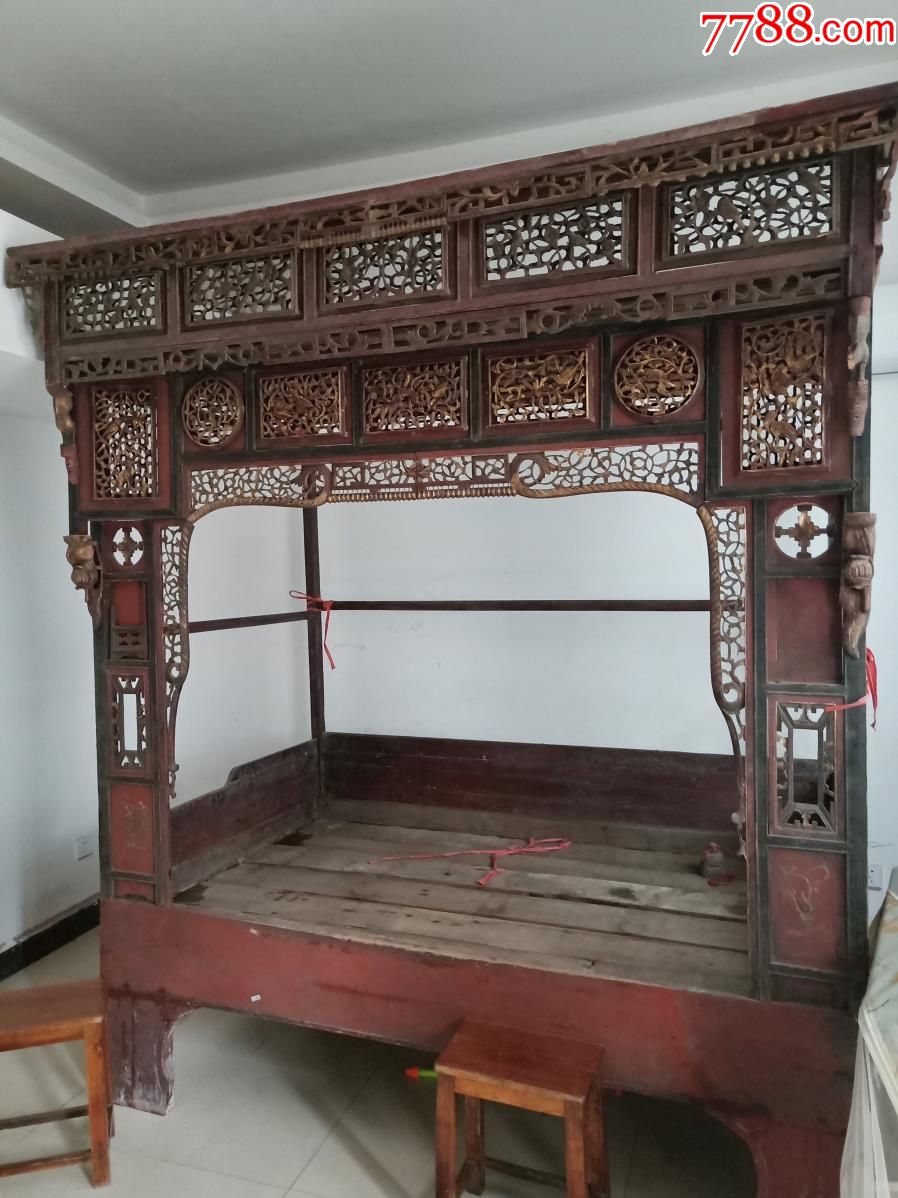 中式大床床头雕花图案图片