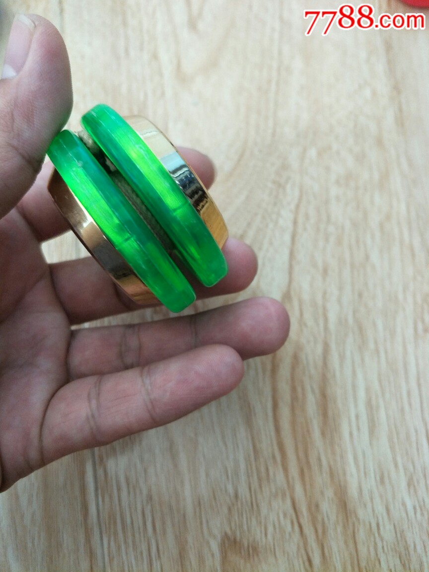 0次进行点评点评:0浏览量:备注:品相如图所示,90年代风靡一时的,细节